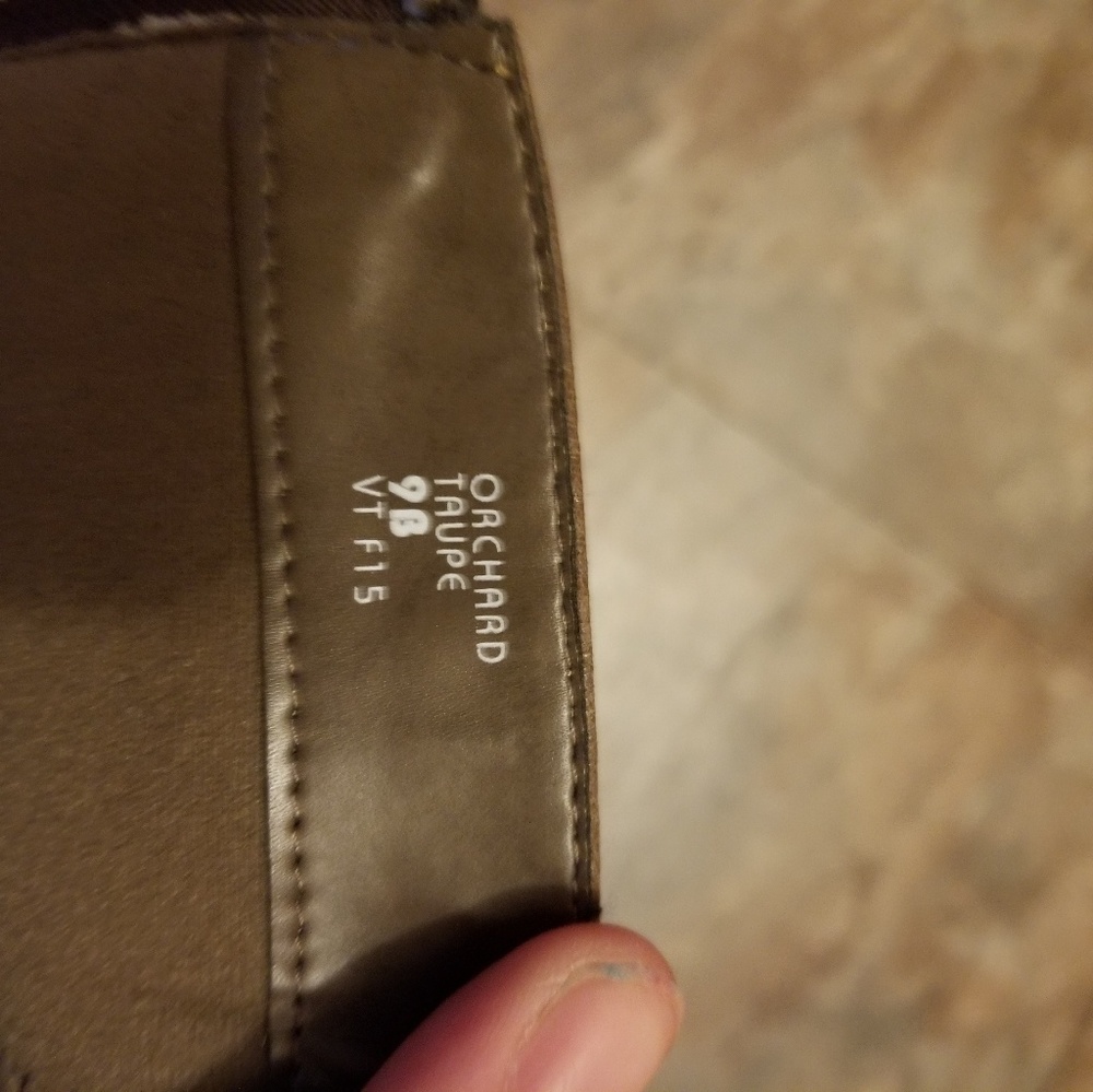 Boots - Picture 4 of 4